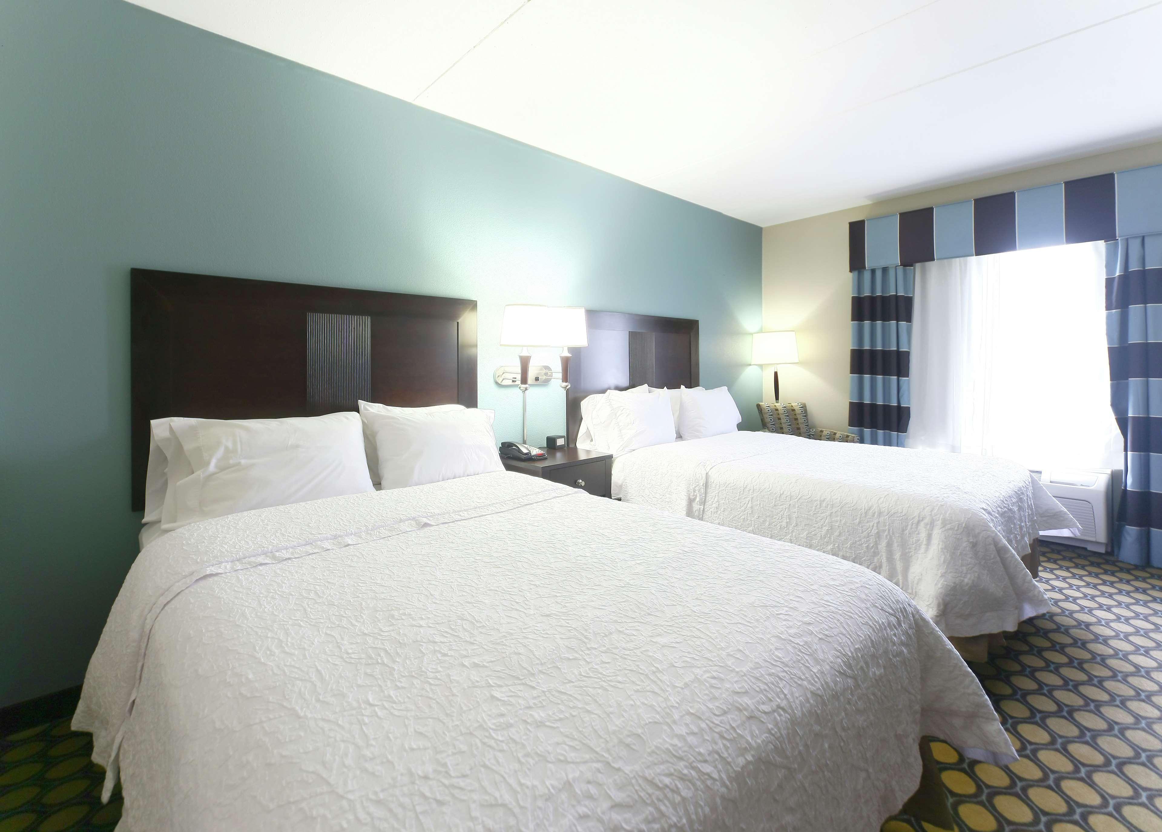 Hampton Inn North Brunswick Nj Bagian luar foto