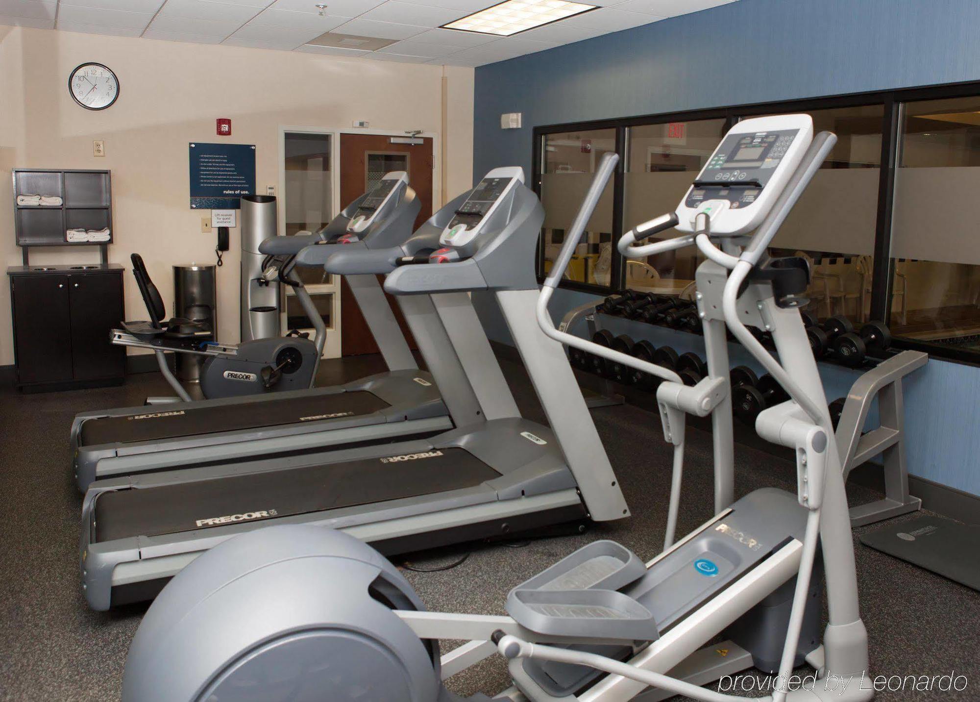 Hampton Inn North Brunswick Nj Bagian luar foto